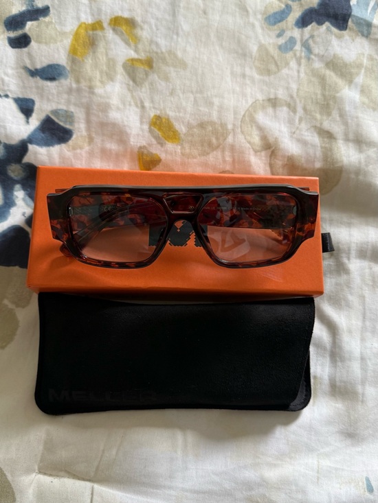 MELLER OVERSIZED AVIATORS. main image 4